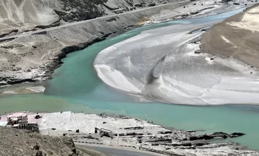 confluence of indus and zanskar river aka sangam ladakh
